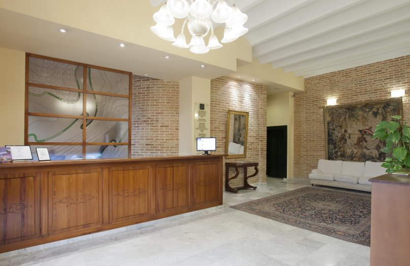 hotel ad hoc parque golf