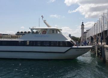 crucero con comida