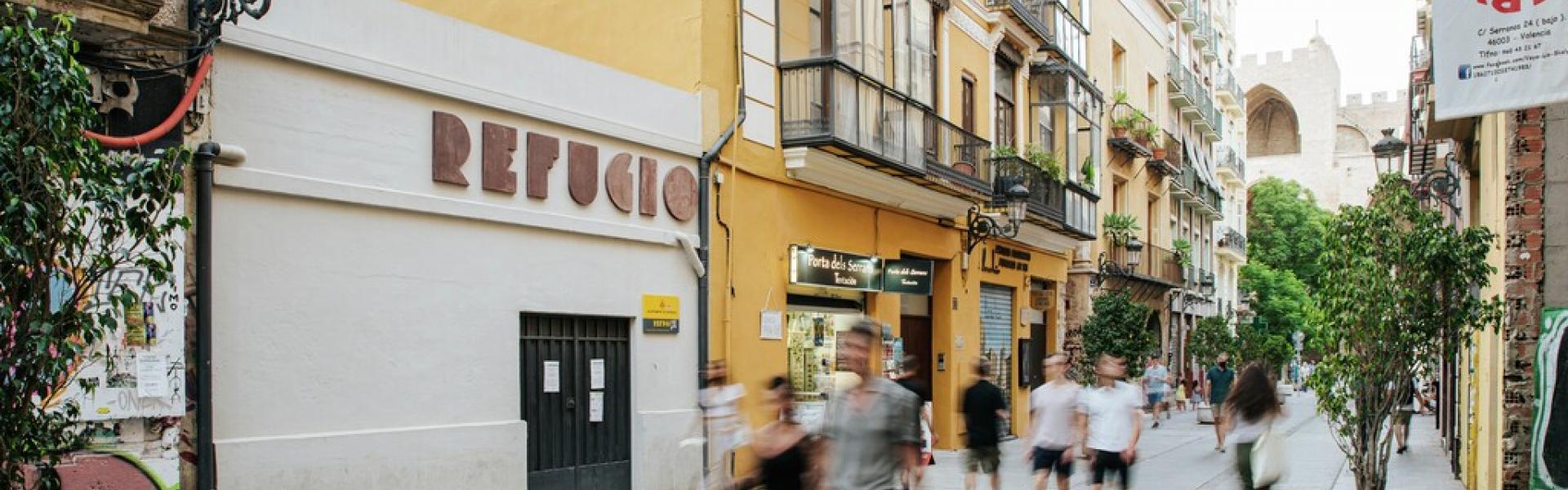 refugio antiaéreo calle serranos exterior calle